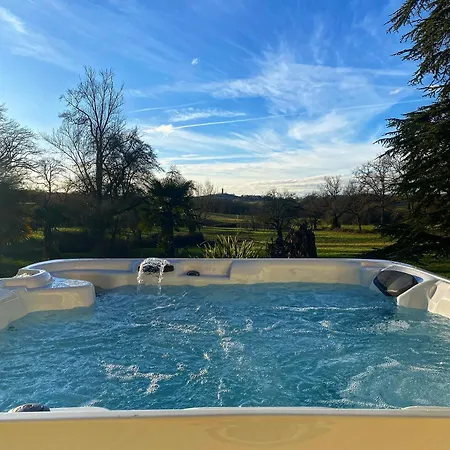 De Charme Avec Piscine Dans Le Gers « le Clos Boissiere »