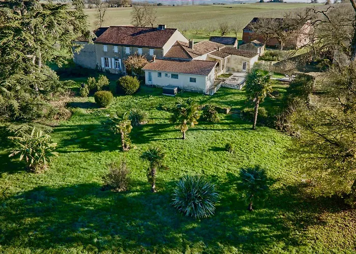De Charme Avec Piscine Dans Le Gers « le Clos Boissiere » * Valence-sur-Baïse