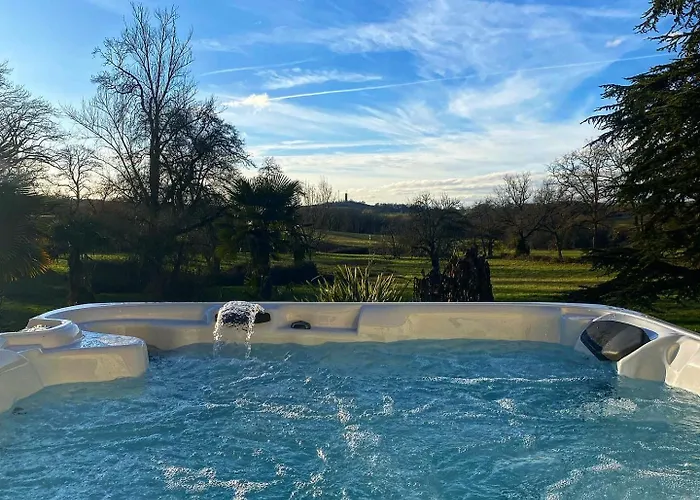 De Charme Avec Piscine Dans Le Gers « le Clos Boissiere »